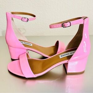 Steve Madden Irenee Block Heel Sandals Pink Patent Size 7.5 Ankle Strap Low Heel